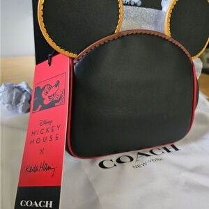 Coach genuine leather bag with tags and receipts never used still box